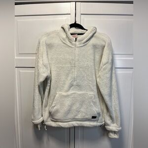 Juicy Couture Sport Fuzzy 1/2 Zip Pullover Size Women’s Medium Color White